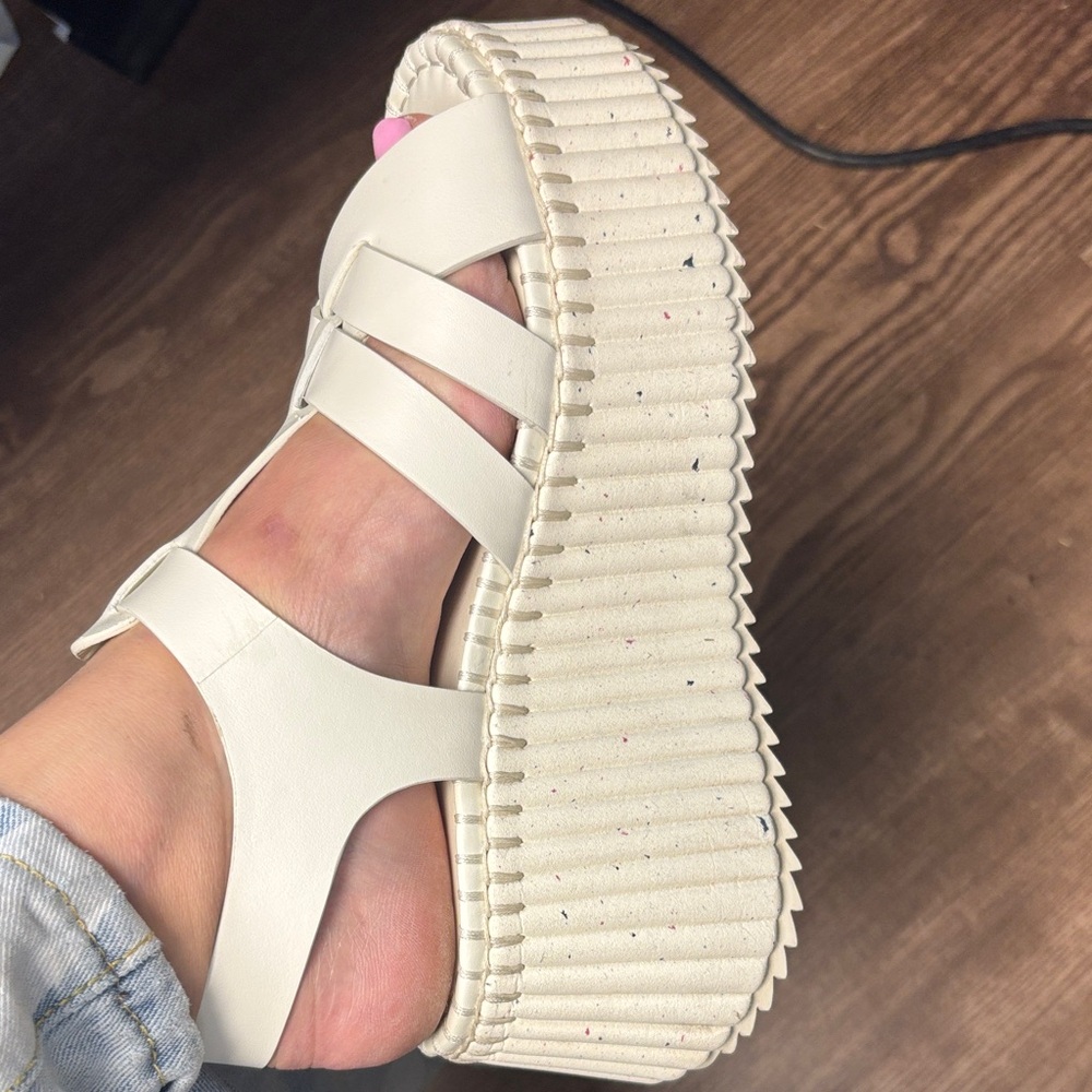 Chloe Cream Platform Sneakers with Textured Sole